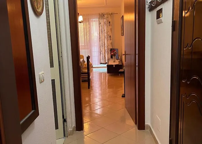 Apartment Flat Ani Golem (Tirana)