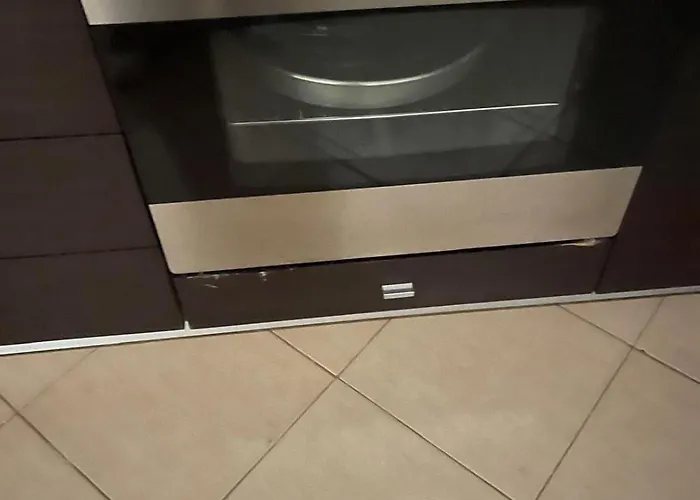 Flat Ani Golem (Tirana)