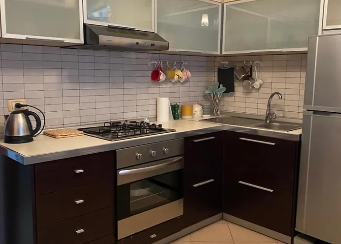 Flat Ani * Golem (Tirana)