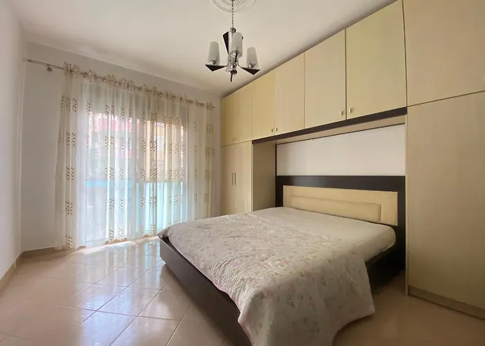 Flat Ani * Golem (Tirana)