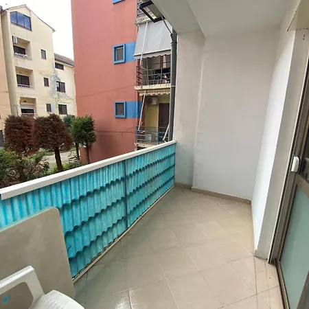 Flat Ani * Golem (Tirana)