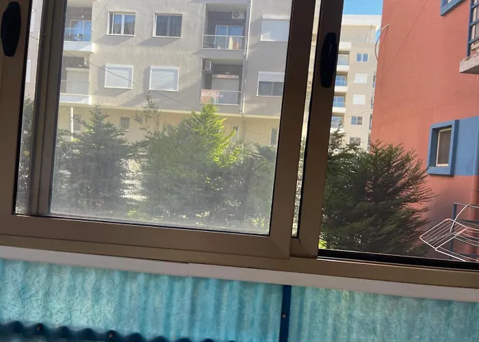 Flat Ani Golem (Tirana)